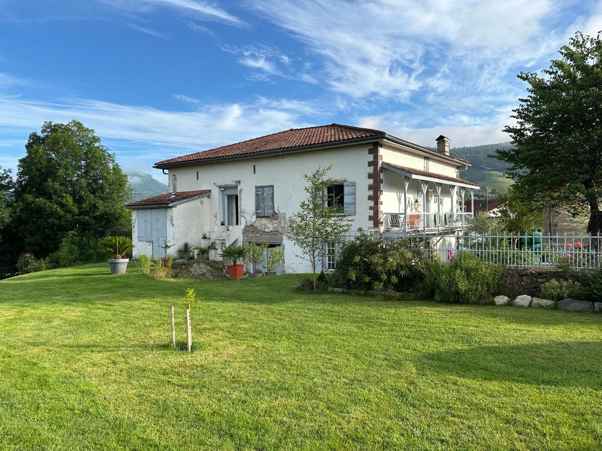 Maison D'Hotes Larraldia Uhart-Cize Exterior foto